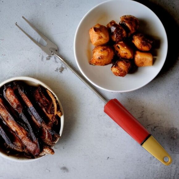 A&J Ecko Serving Fork Vintage Red Yellow Handle Stainless Steel USA Melamine - Picture 15 of 16